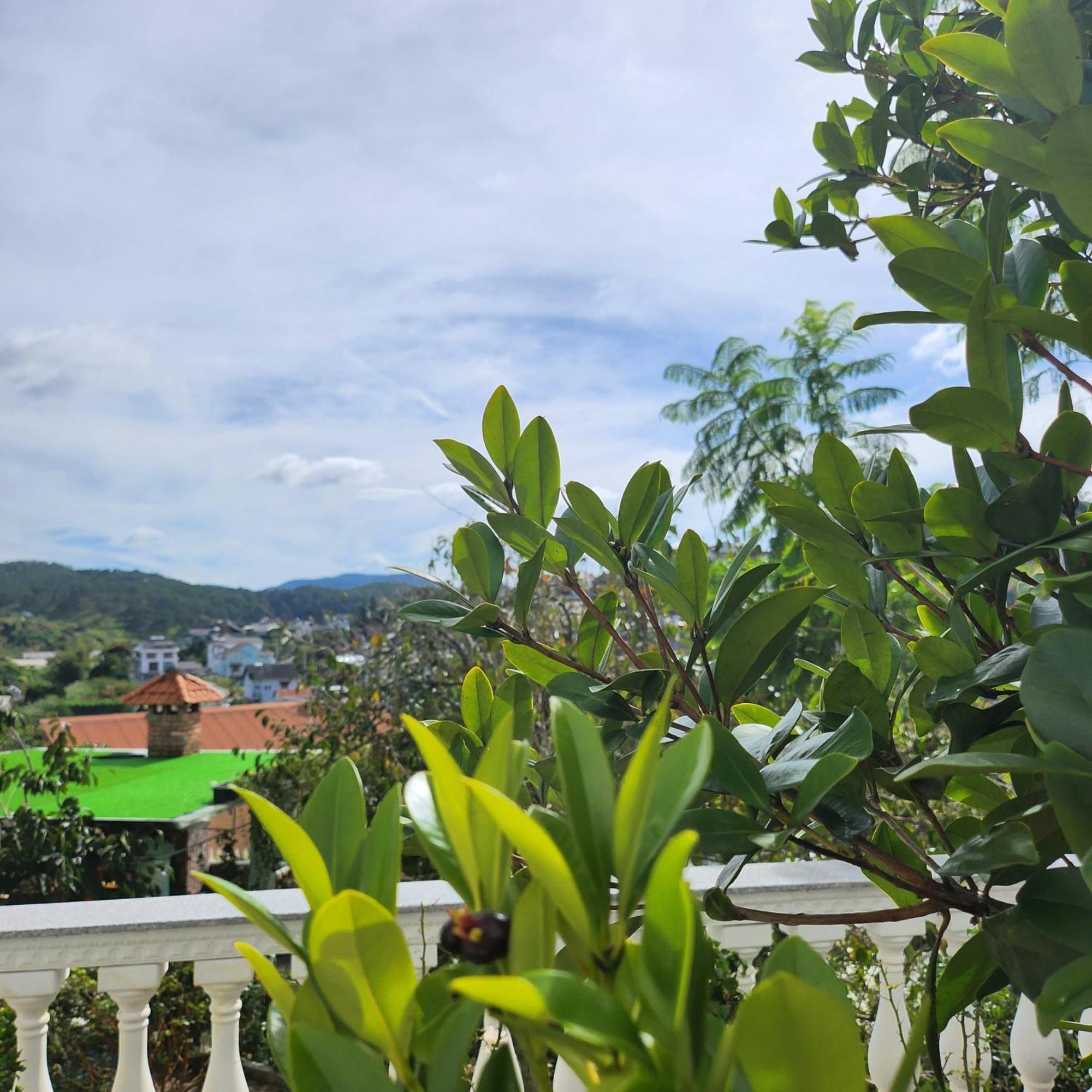 Myrtle Boutique Hotel Dalat Exteriör bild